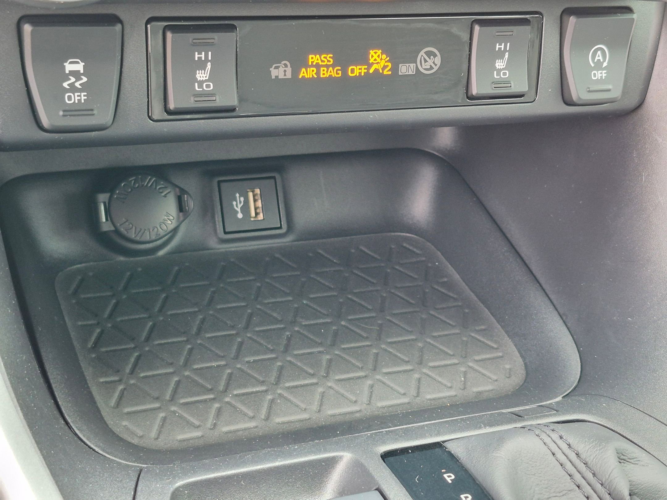 Used 2024 Toyota RAV4 XLE Premium w/ Weather Package image 20