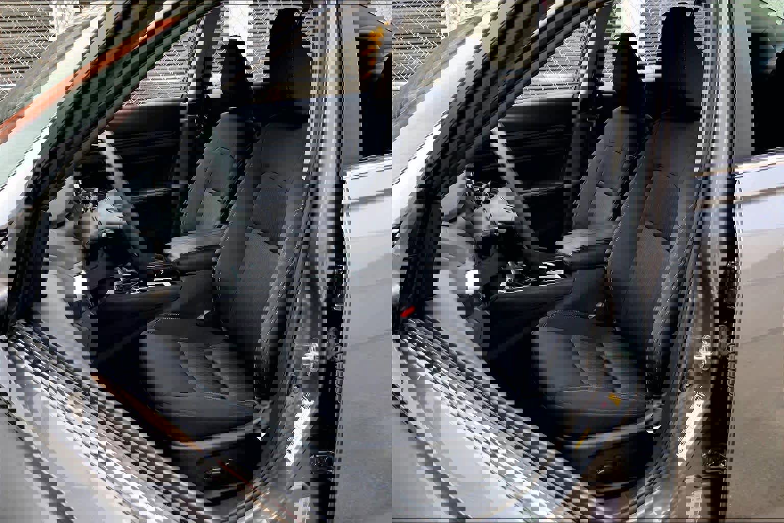 Used 2024 Nissan Altima 2.5 SV image 8