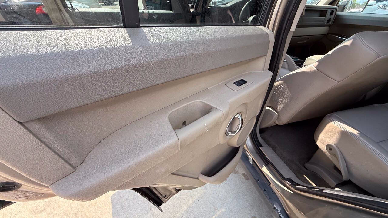 Used 2006 Jeep Commander 2WD image 45