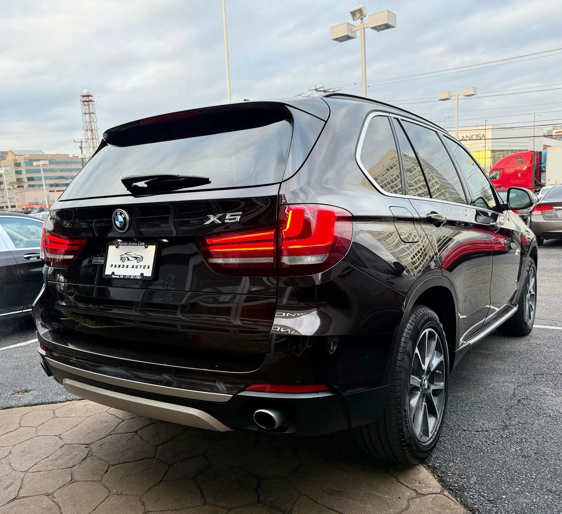 Used 2014 BMW X5 xDrive35i image 7