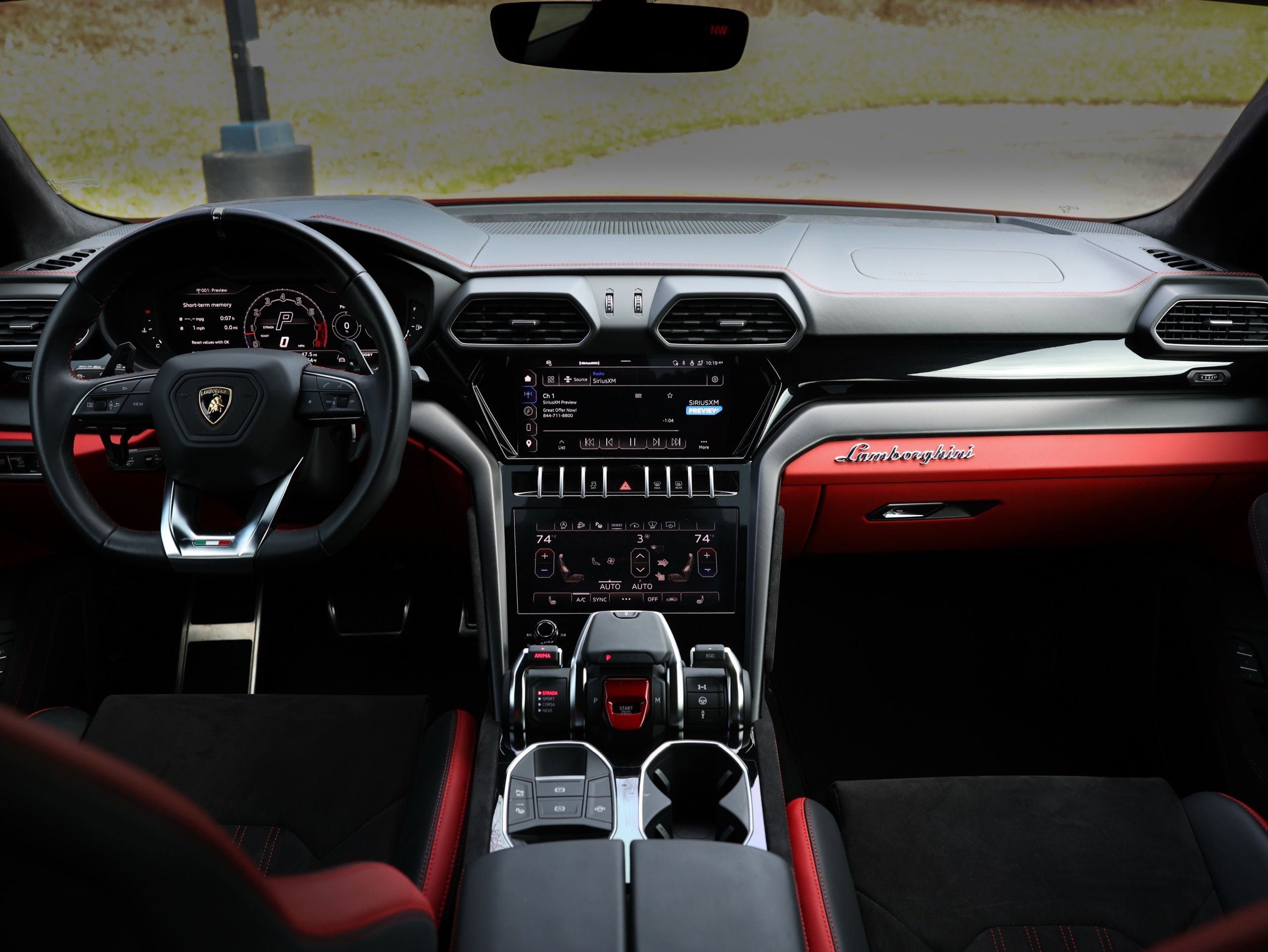 Used 2023 Lamborghini Urus S image 6