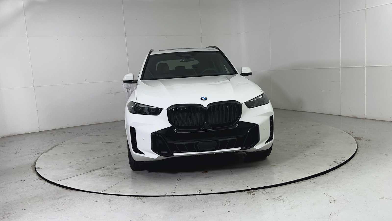 New 2026 BMW X5 xDrive40i w/ M Sport Package image 7