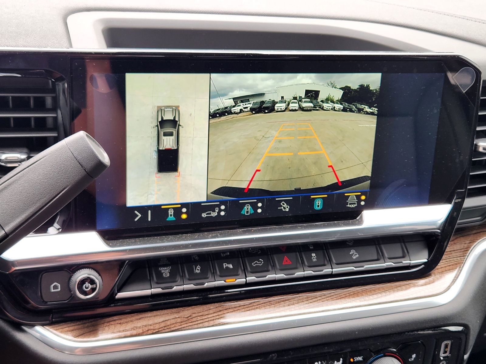 New 2026 Chevrolet Silverado 2500 LT w/ Trail Boss Package image 18