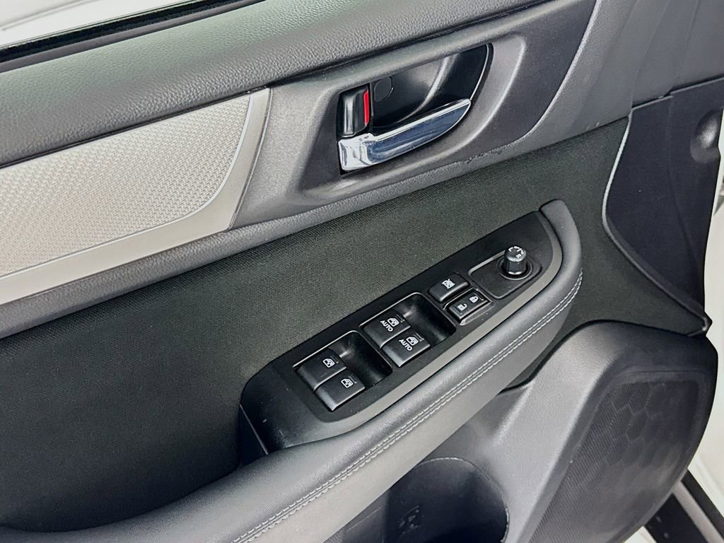 Used 2018 Subaru Outback 2.5i Premium AWD/4WD image 20