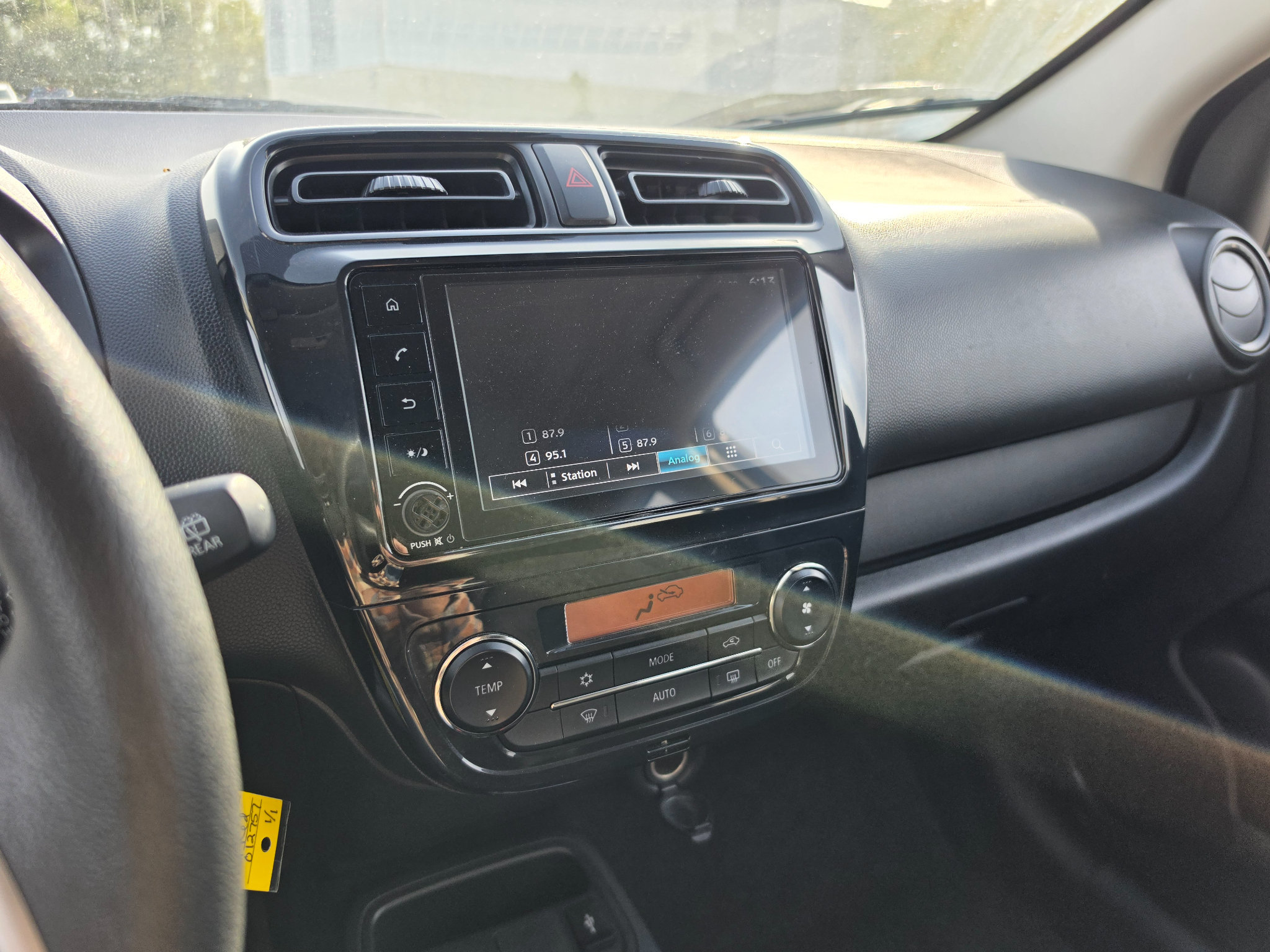 Used 2024 Mitsubishi Mirage ES FWD image 13