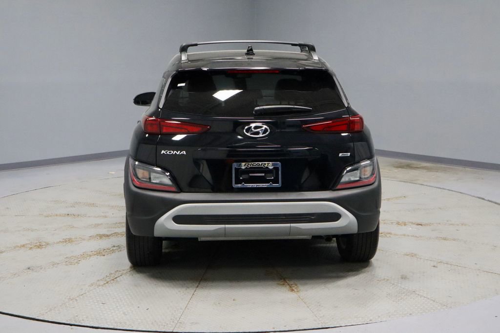 Used 2023 Hyundai Kona SEL w/ Convenience Package image 11