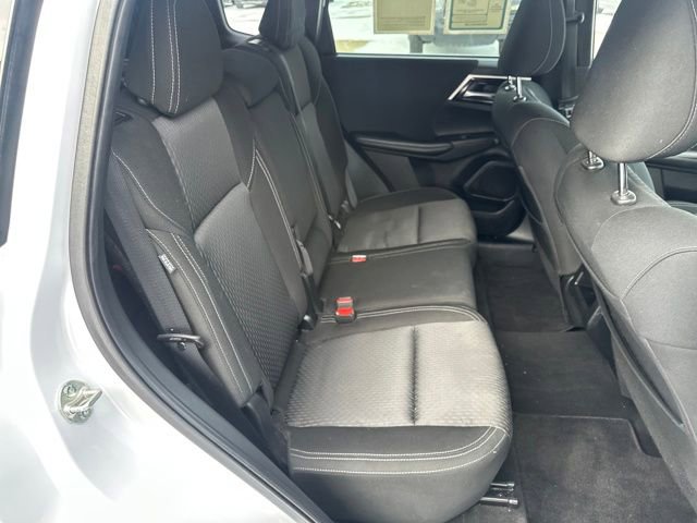 Used 2022 Mitsubishi Outlander ES image 19