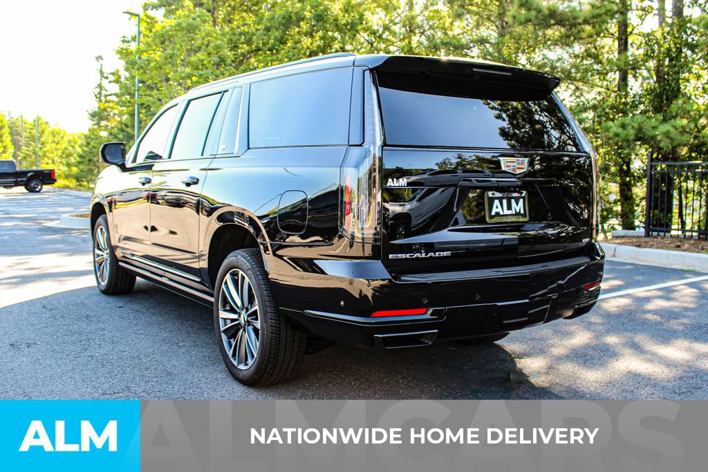 Used 2026 Cadillac Escalade ESV Sport AWD/4WD image 5