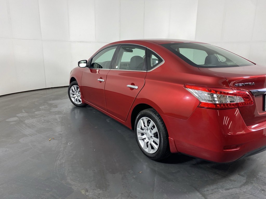 Used 2014 Nissan Sentra S image 8