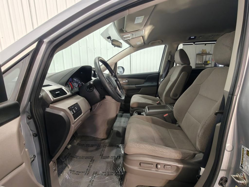 Used 2016 Honda Odyssey EX image 23
