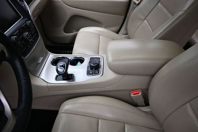 Used 2015 Jeep Grand Cherokee Limited w/ Luxury Group II AWD/4WD image 28