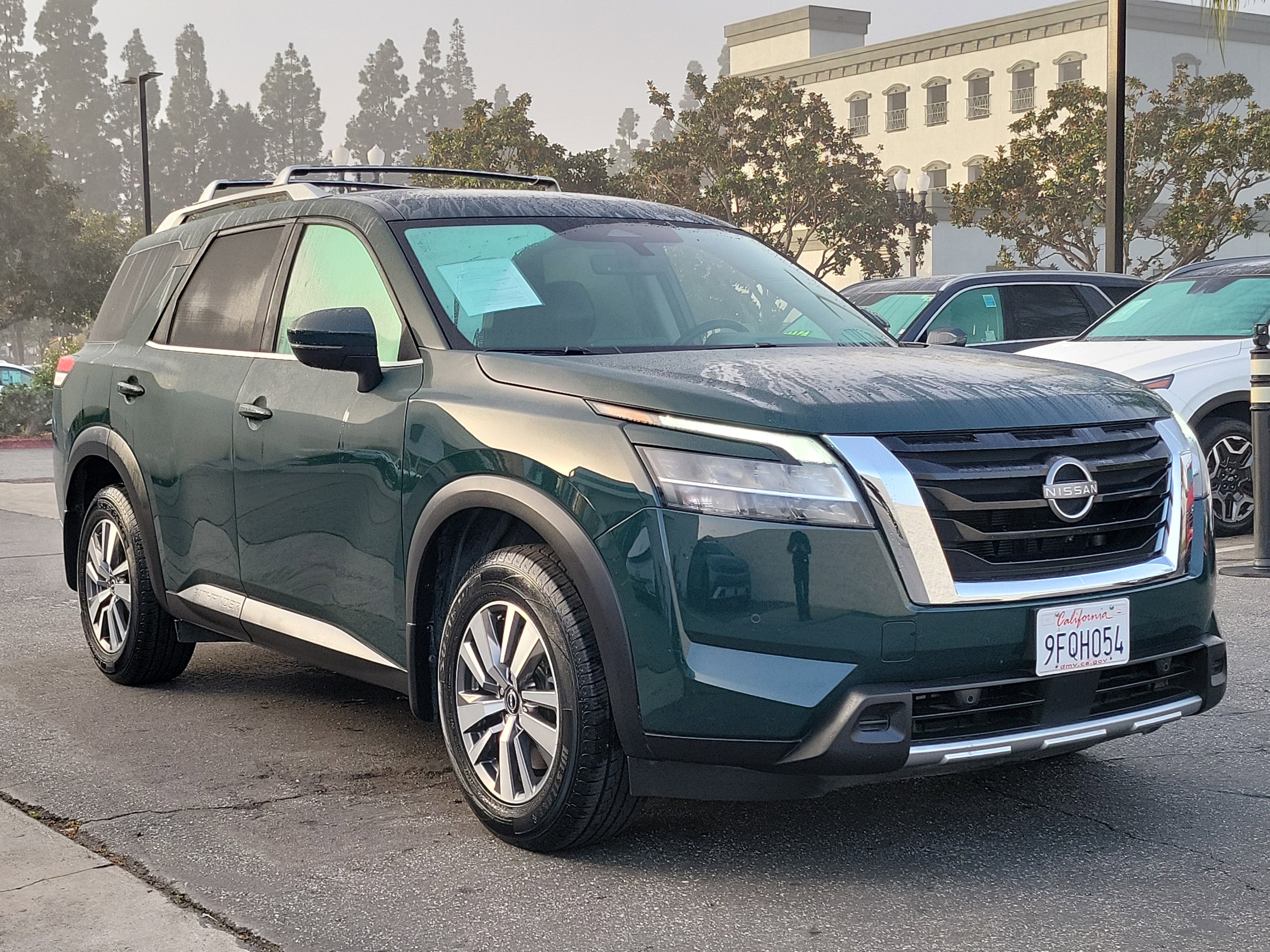 Used 2023 Nissan Pathfinder SL FWD image 28