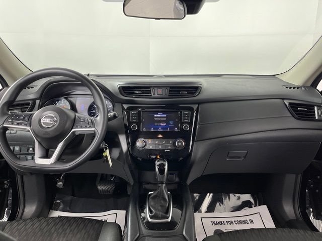 Used 2020 Nissan Rogue S FWD image 37