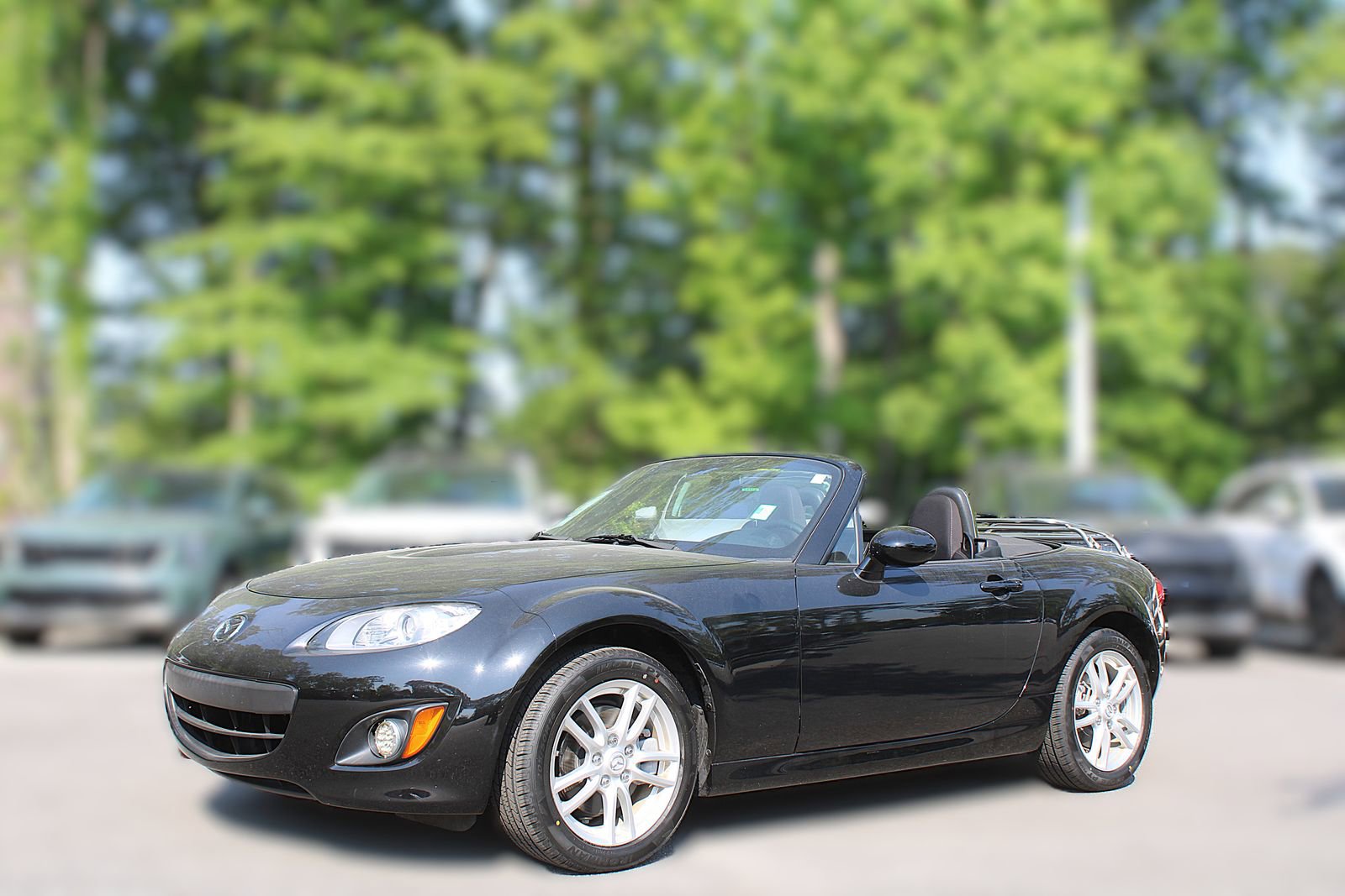 Used 2009 MAZDA MX-5 Miata Sport RWD image 3