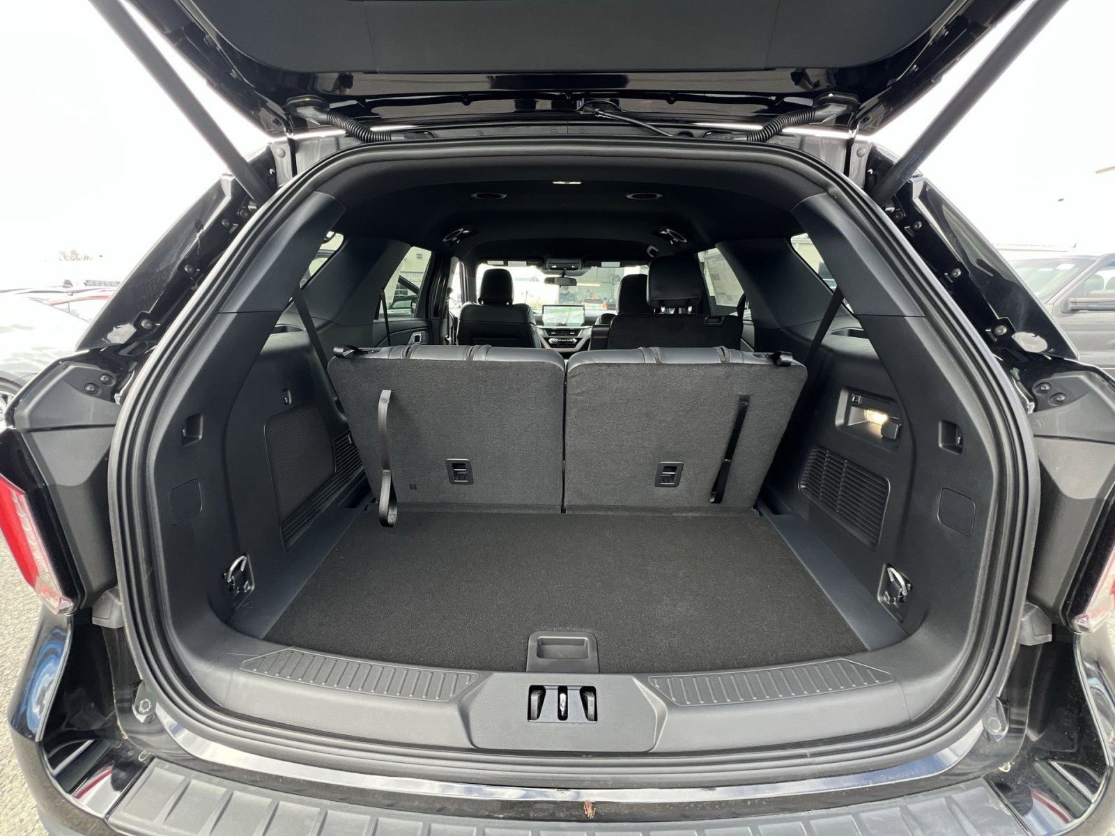 New 2026 Ford Explorer ST-Line image 26