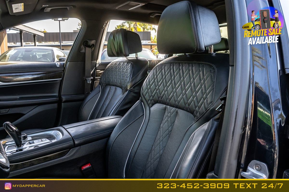 Used 2019 BMW 750i w/ Executive Package RWD image 12
