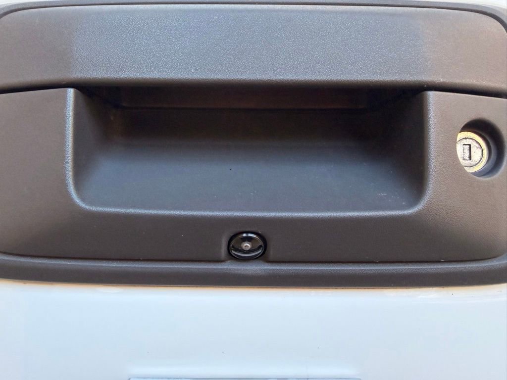 Used 2015 Chevrolet Silverado 1500 LTZ Z71 w/ LTZ Plus Package image 8