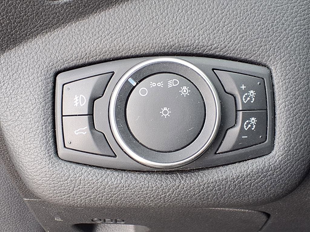 Used 2017 Ford Escape SE w/ Equipment Group 201A image 19