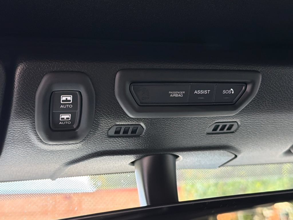 Used 2023 Jeep Wrangler Unlimited Sahara AWD/4WD image 24