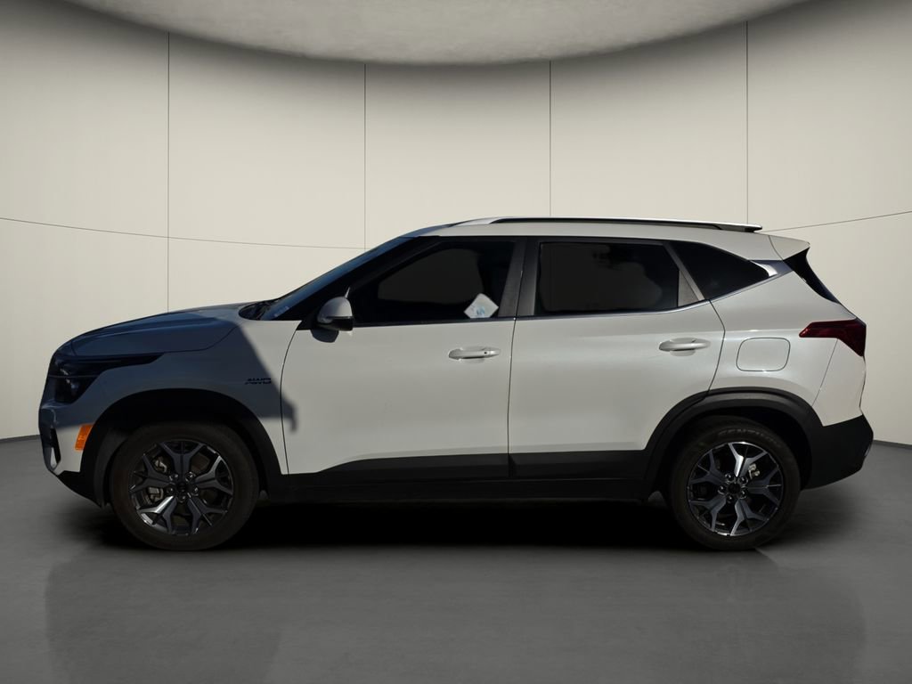 Used 2021 Kia Seltos EX AWD/4WD image 4