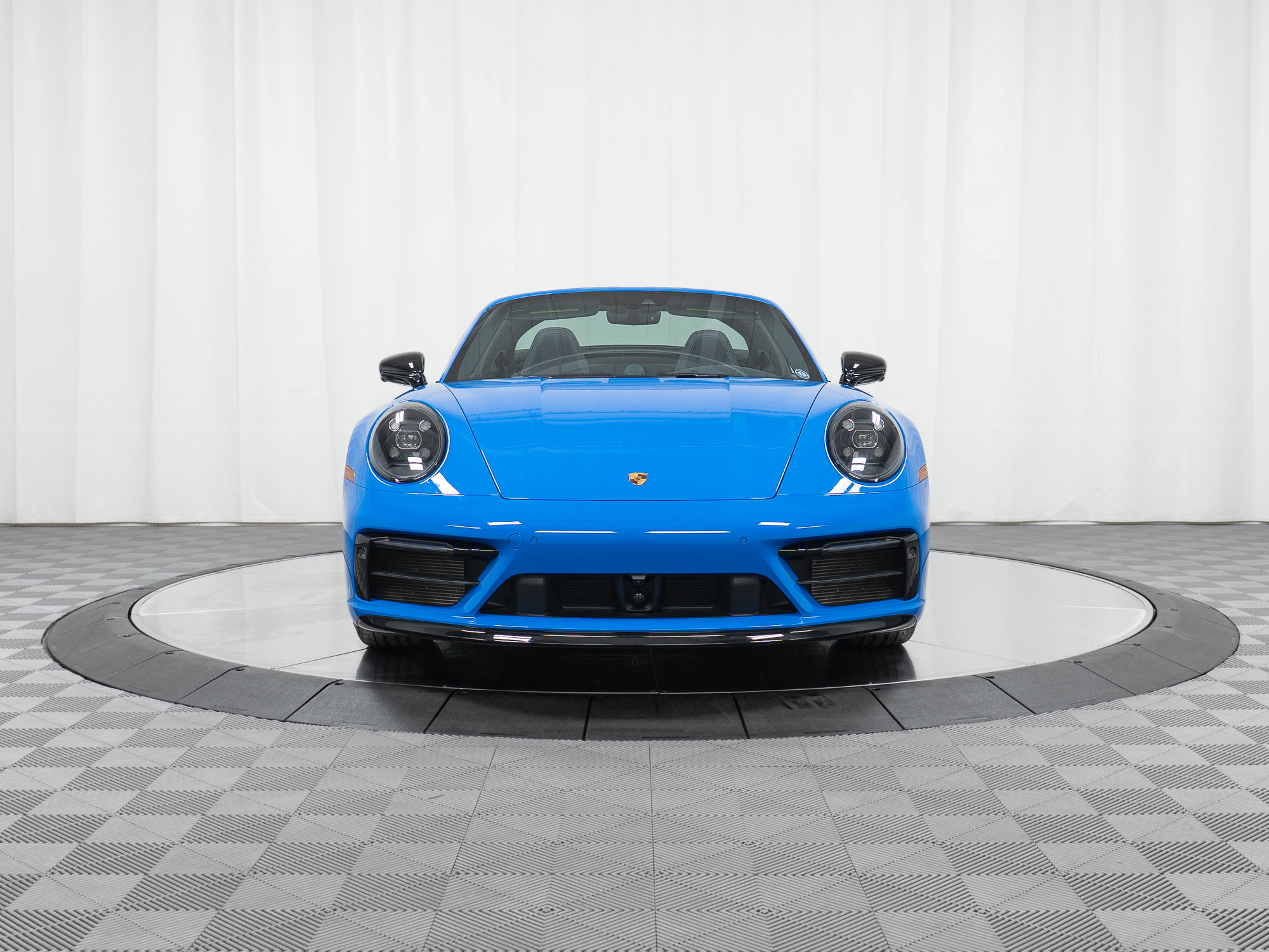 Certified 2023 Porsche 911 Targa 4 GTS w/ Premium Package AWD/4WD image 10