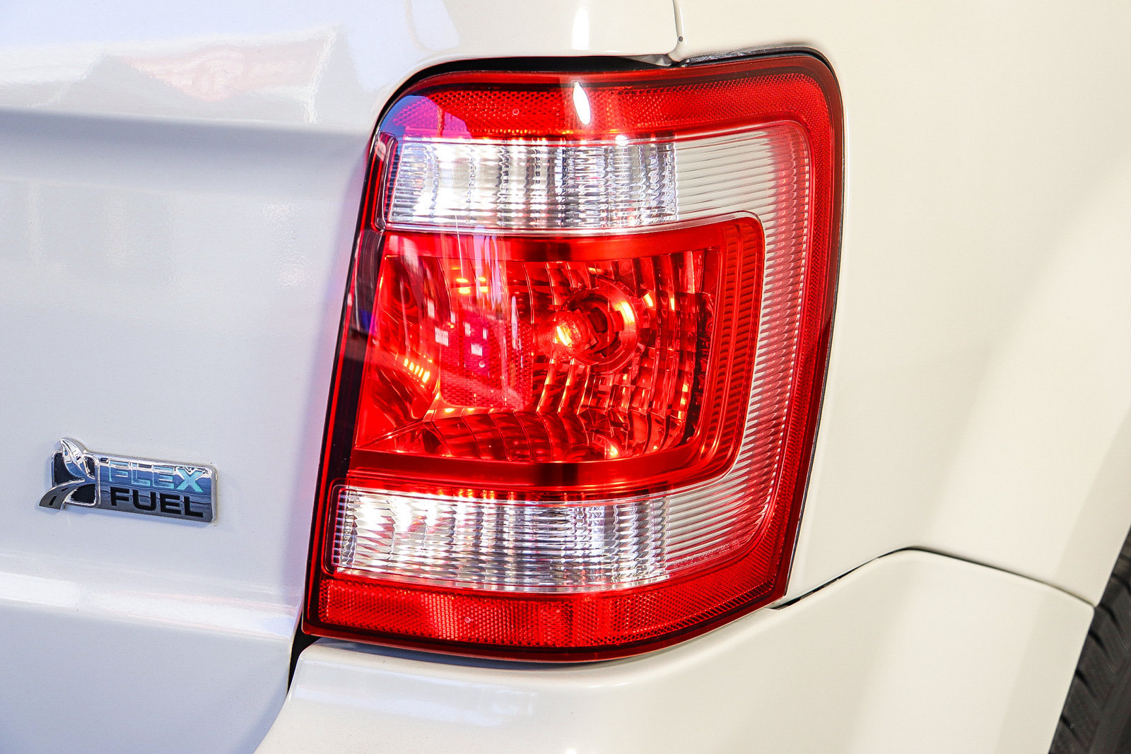 Used 2012 Ford Escape XLT FWD image 9