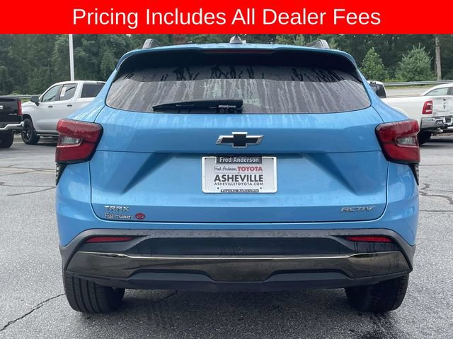 Used 2025 Chevrolet Trax ACTIV w/ Driver Confidence Package FWD image 4