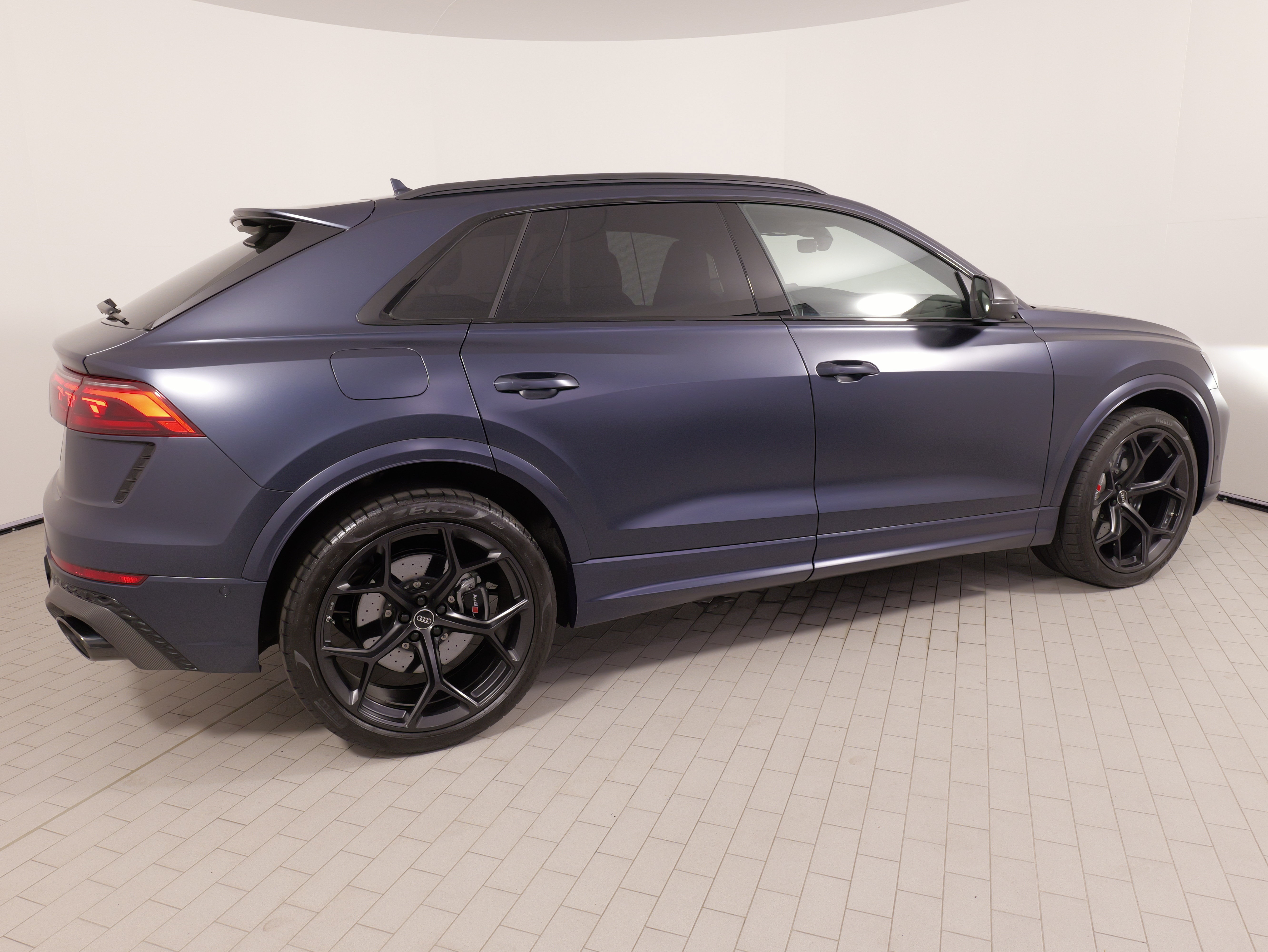 Used 2025 Audi RS Q8 performance AWD/4WD image 12