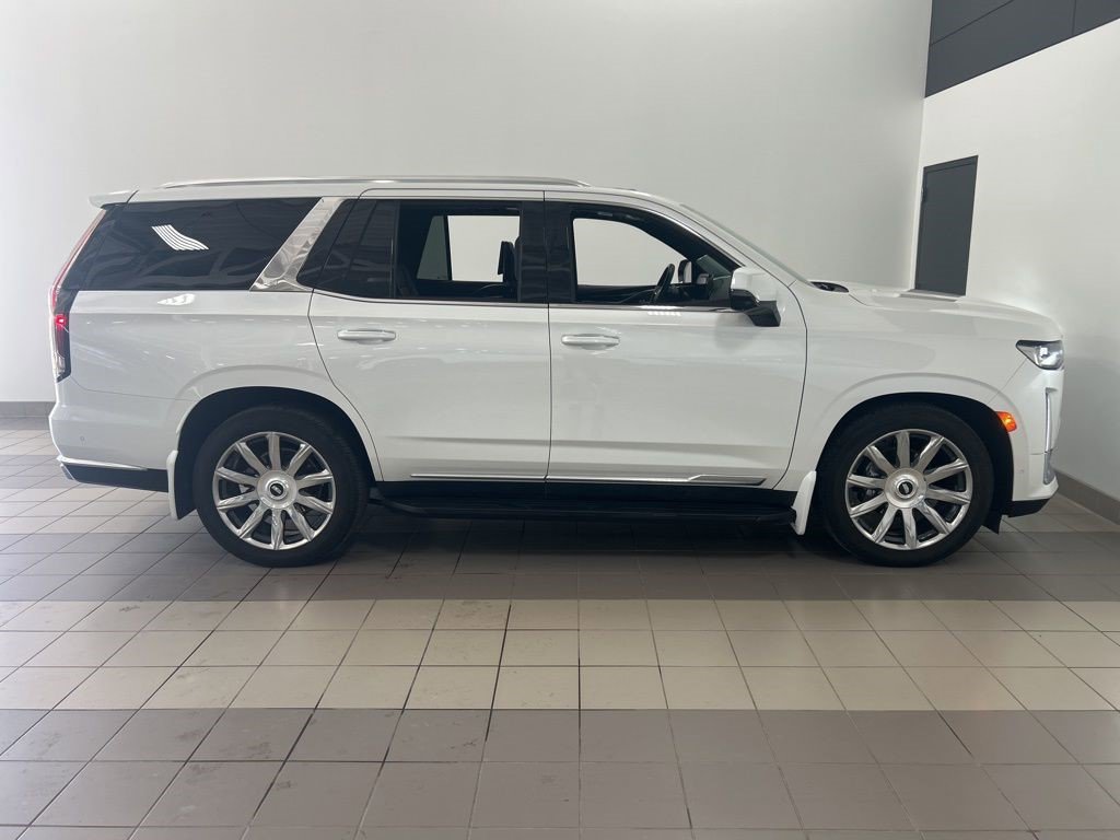 Certified 2022 Cadillac Escalade Premium Luxury Platinum AWD/4WD image 7