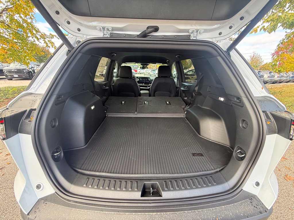New 2027 Chevrolet Equinox RS w/ Convenience Package III AWD/4WD image 30