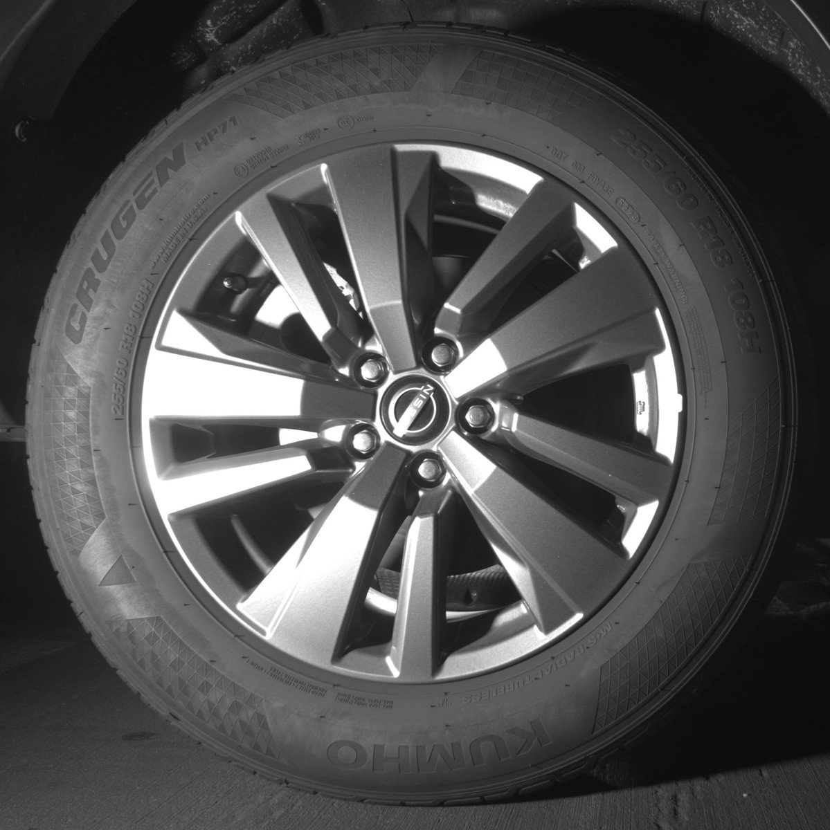 Used 2025 Nissan Pathfinder SV image 15