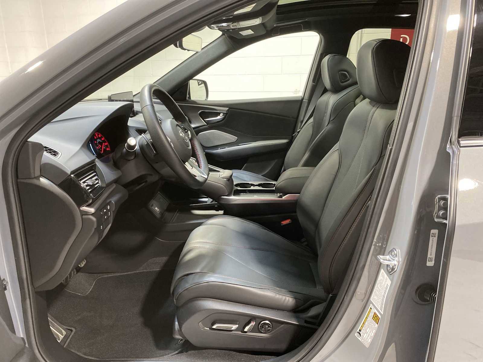 Used 2025 Acura RDX A-Spec image 2