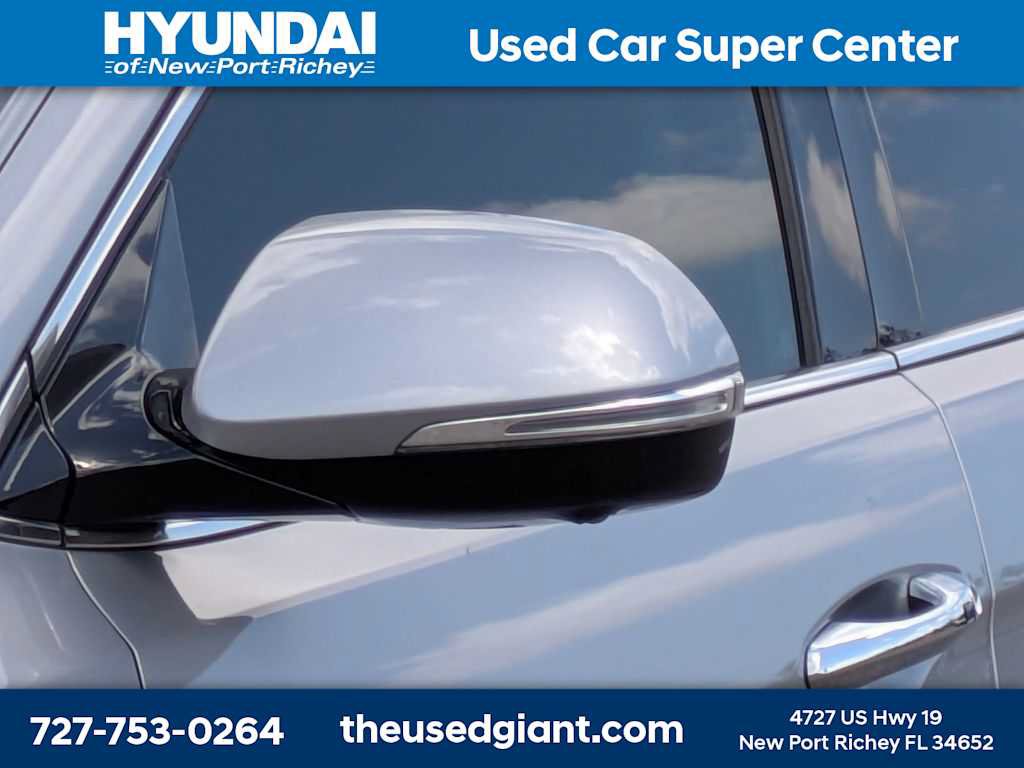 Used 2019 Hyundai Santa Fe XL FWD image 11