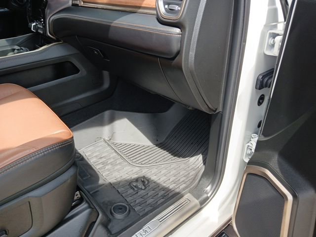 Used 2024 RAM 2500 Limited w/ Safety Group image 32