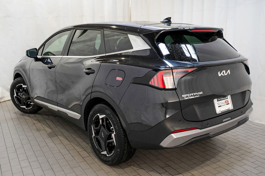 New 2026 Kia Sportage EX FWD image 4