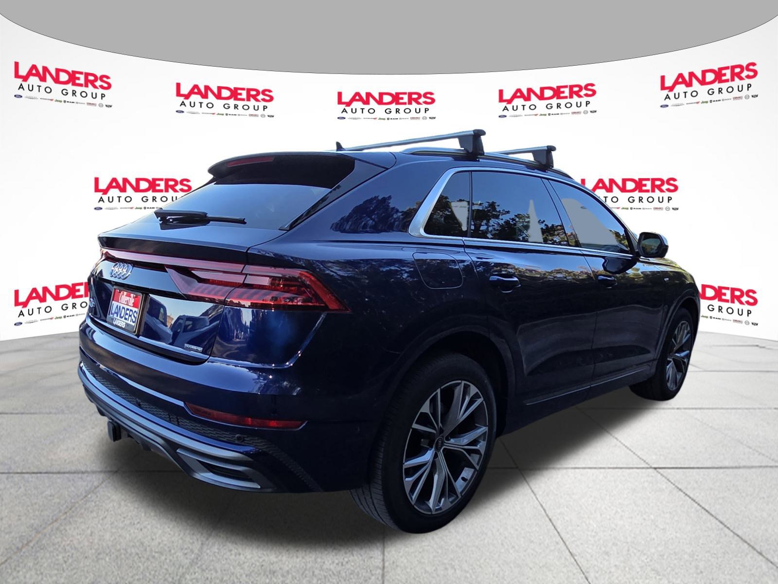 Used 2021 Audi Q8 Prestige w/ Prestige Package image 3