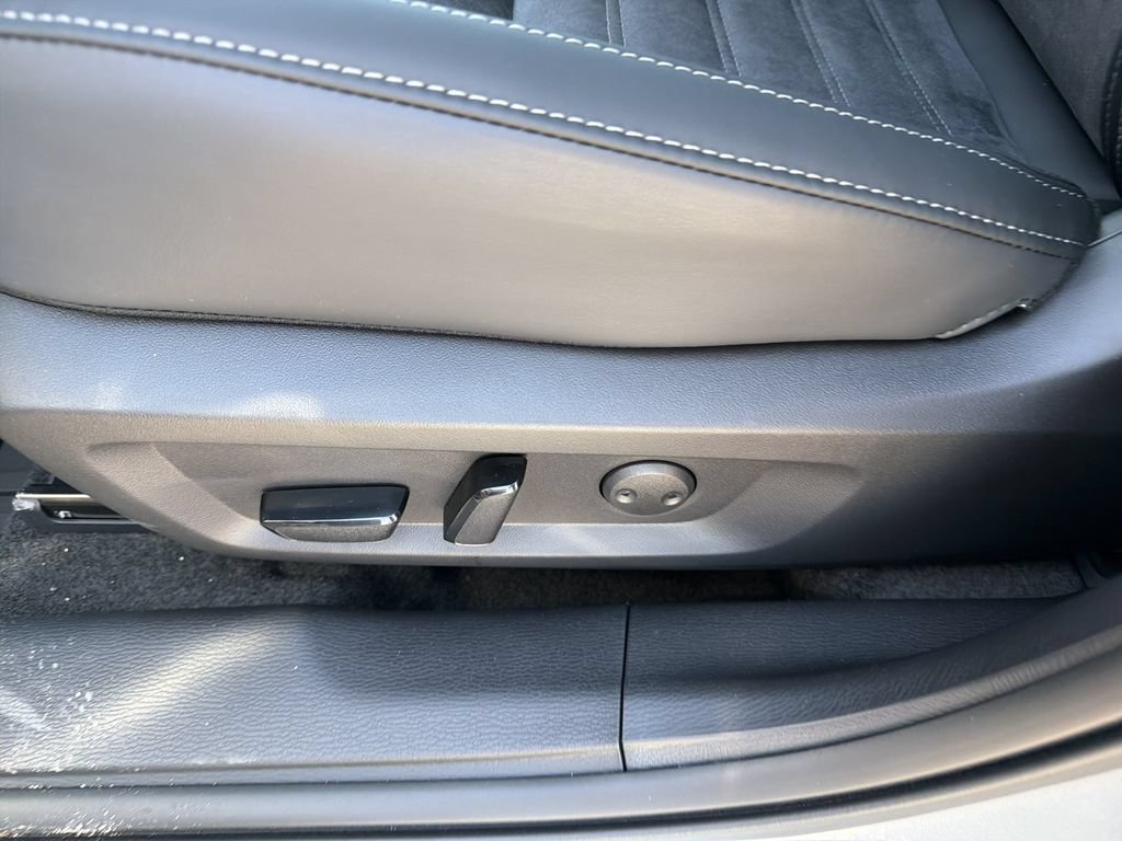 New 2026 Mitsubishi Outlander SE AWD/4WD image 16