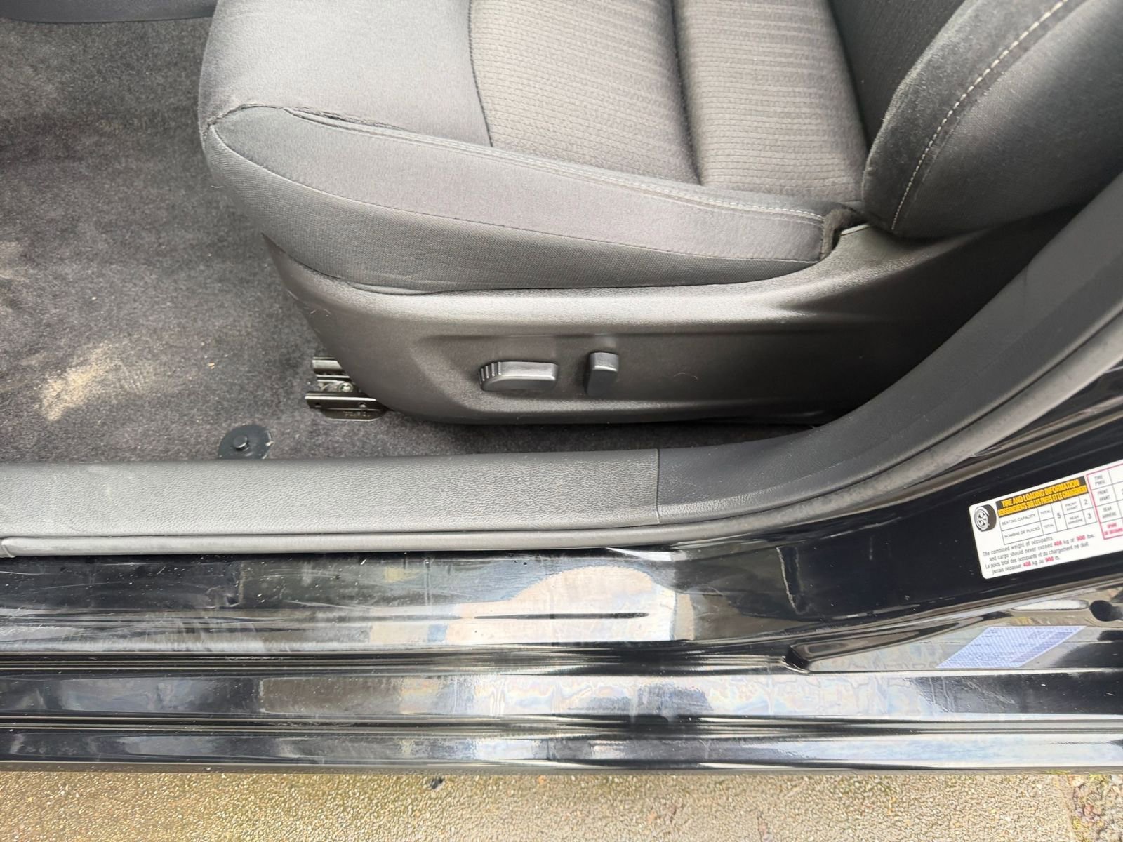 Used 2025 Nissan Altima 2.5 SV FWD image 22