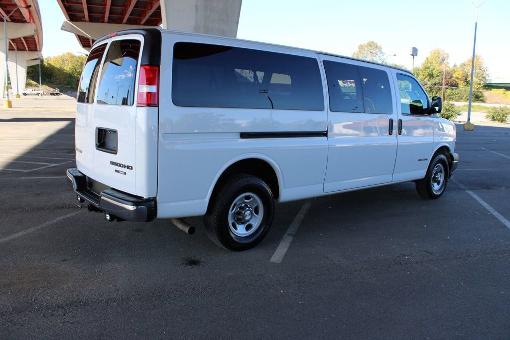 Used 2019 Chevrolet Express 3500 LT w/ LT Preferred Equipment Group RWD image 6