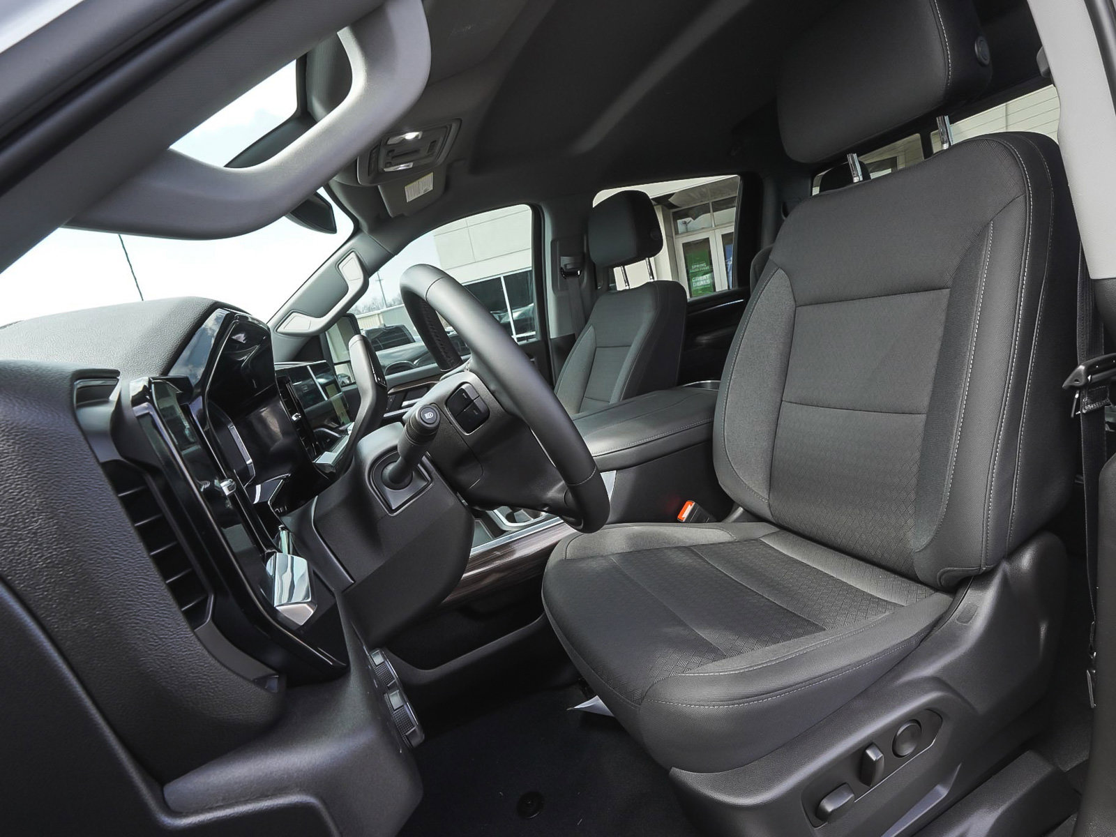 Used 2024 Chevrolet Silverado 2500 LT w/ Texas Edition image 31