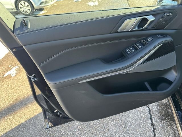 New 2026 BMW X7 xDrive40i w/ M Sport Package image 13