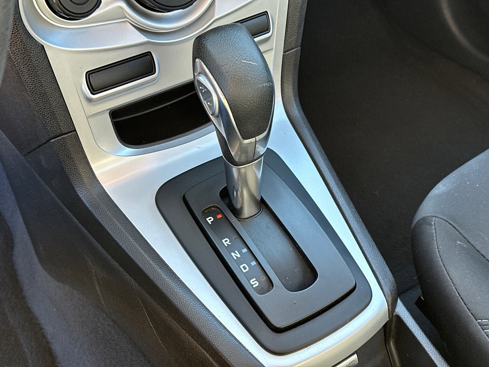 Used 2019 Ford Fiesta SE image 32