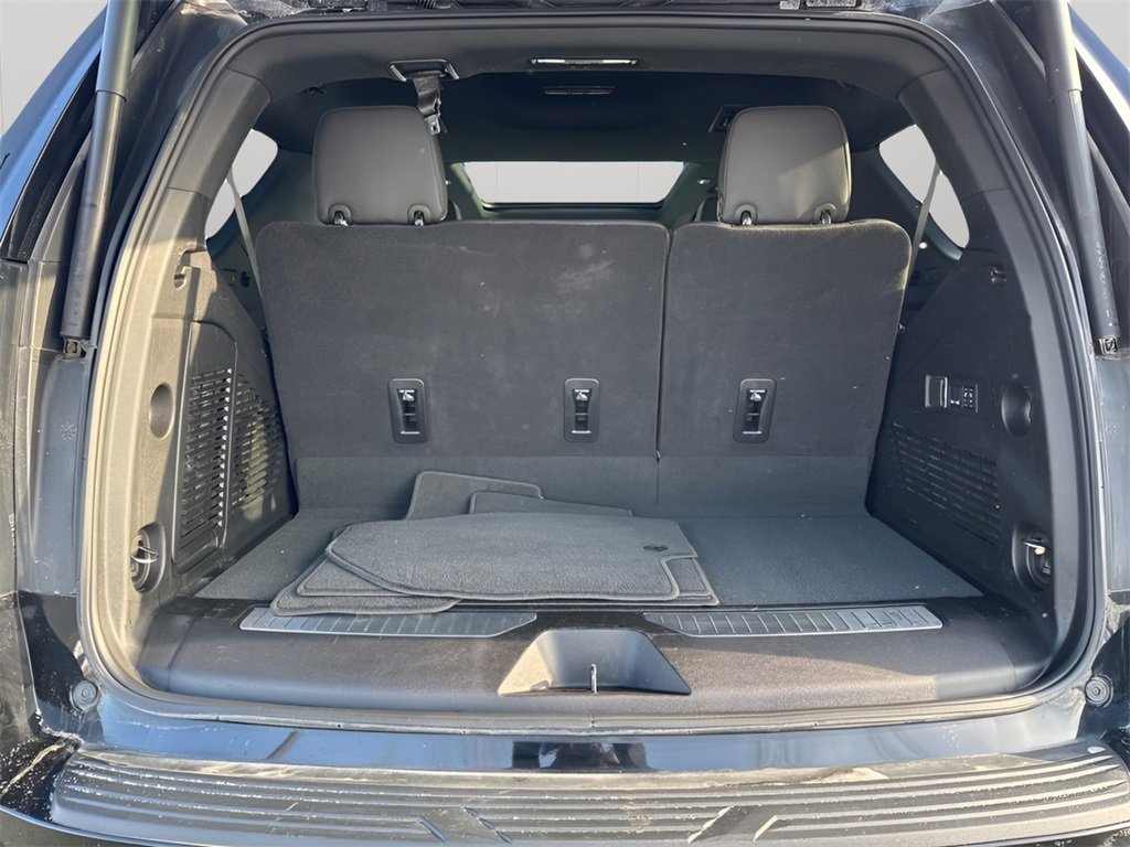 Used 2025 Chevrolet Tahoe Premier image 18