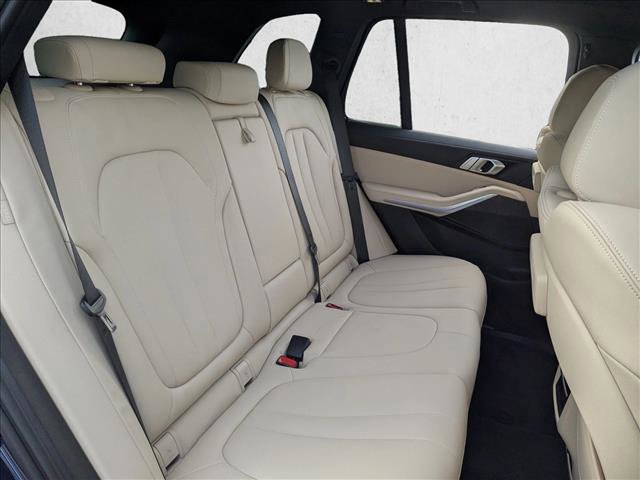 Used 2022 BMW X5 xDrive40i w/ Climate Comfort Package image 21