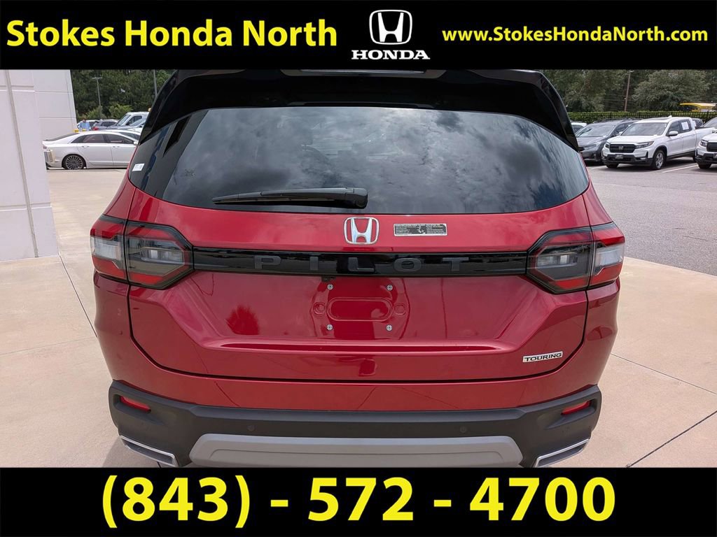 Certified 2025 Honda Pilot Touring image 11