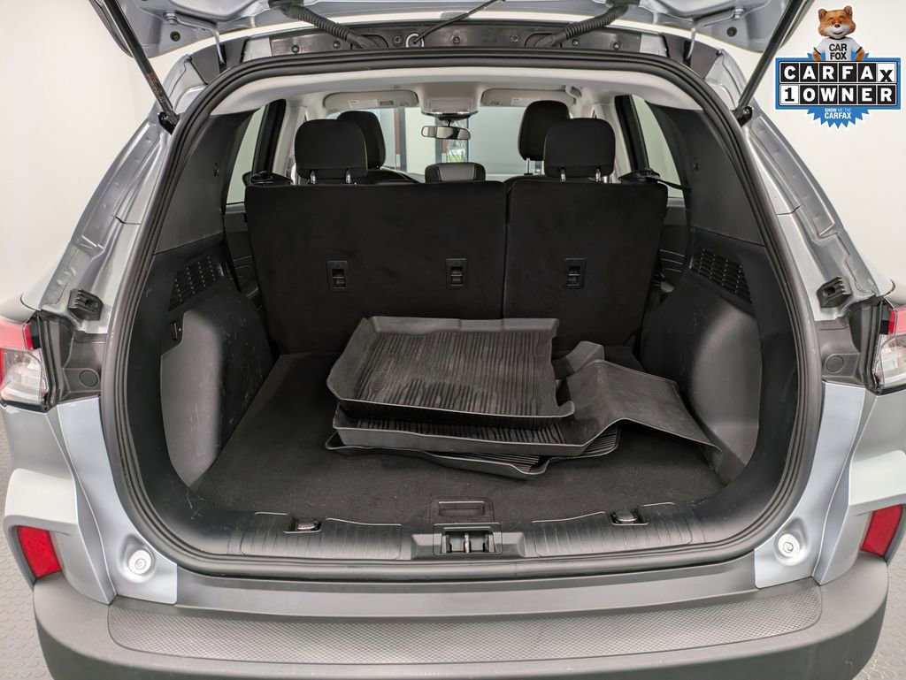 Used 2022 Ford Escape SE image 25