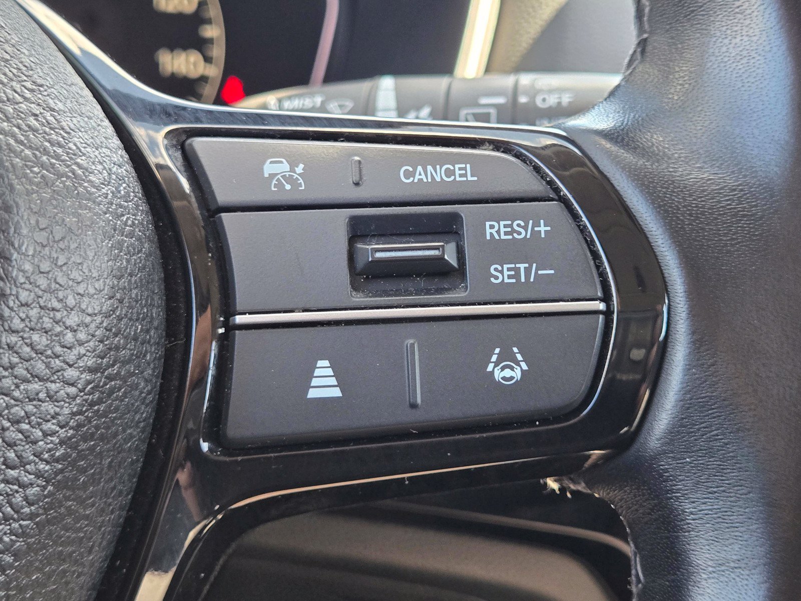 Used 2024 Honda Civic EX-L image 27