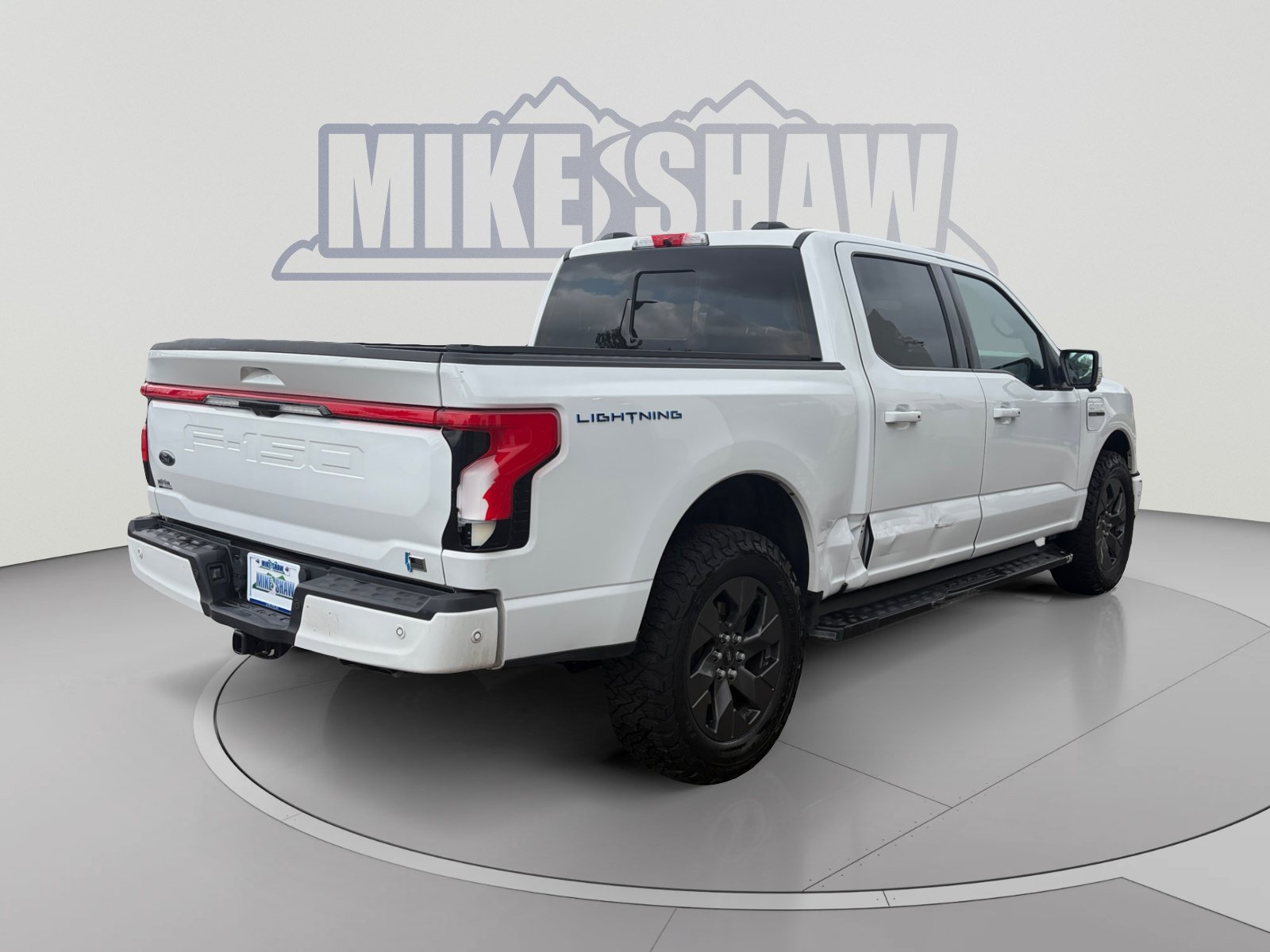 Used 2022 Ford F150 Lightning Lariat w/ Equipment Group 511A High AWD/4WD image 5
