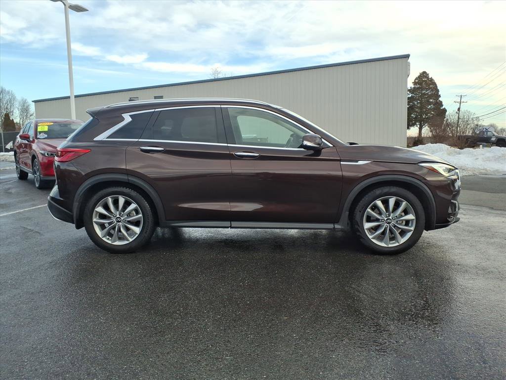 Used 2020 INFINITI QX50 Luxe w/ Navigation Package image 3