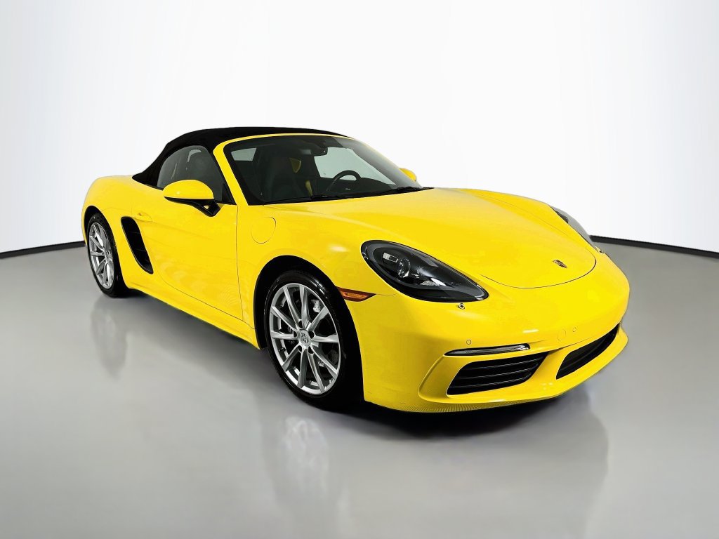 Used 2018 Porsche 718 Boxster RWD image 7